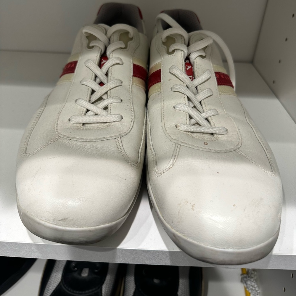 Men’s Prada Sneaker American Size 13 . Perfect Condition !!
